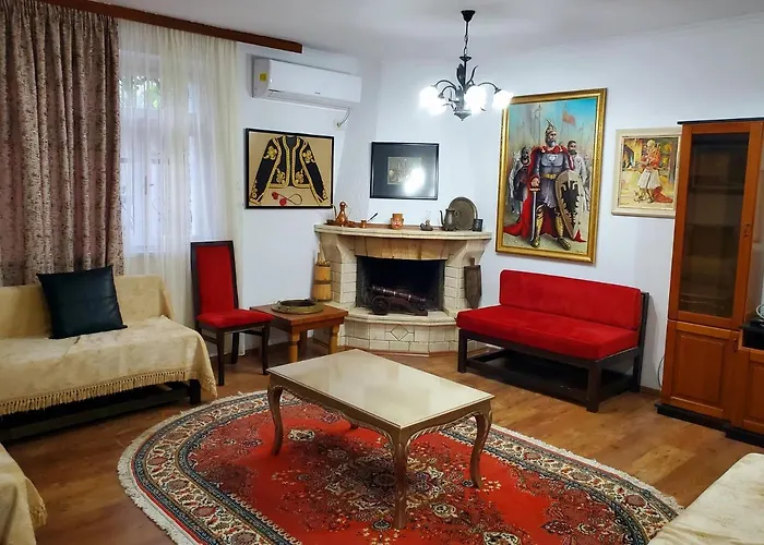 Villa Unique Traditional House, Hosted By J&g *