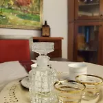 Unique Traditional House, Hosted By J&g * Тирана